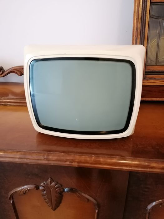 Telewizor, ekran czasy PRL UNITRA