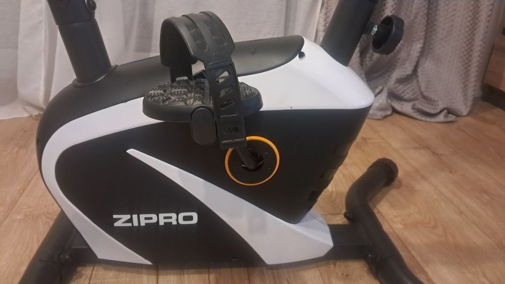 Rower stacjonarny Zipro Beat RS