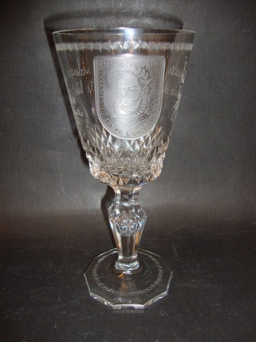 Copo de pé comemorativo