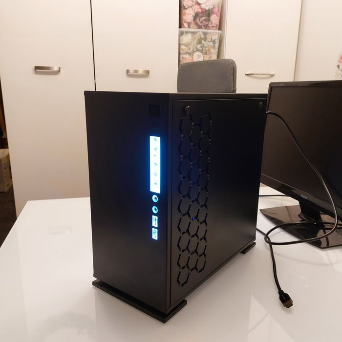 Komputer do grania intel i7 16gb RAM RX580 8Gb szybki dysk SSD