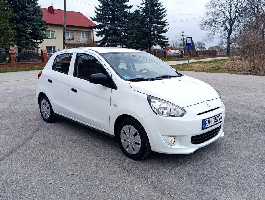 Mitsubishi Space Star 1.0 benzyna bezwypadkowy 2015r serwis ASO nowe opony