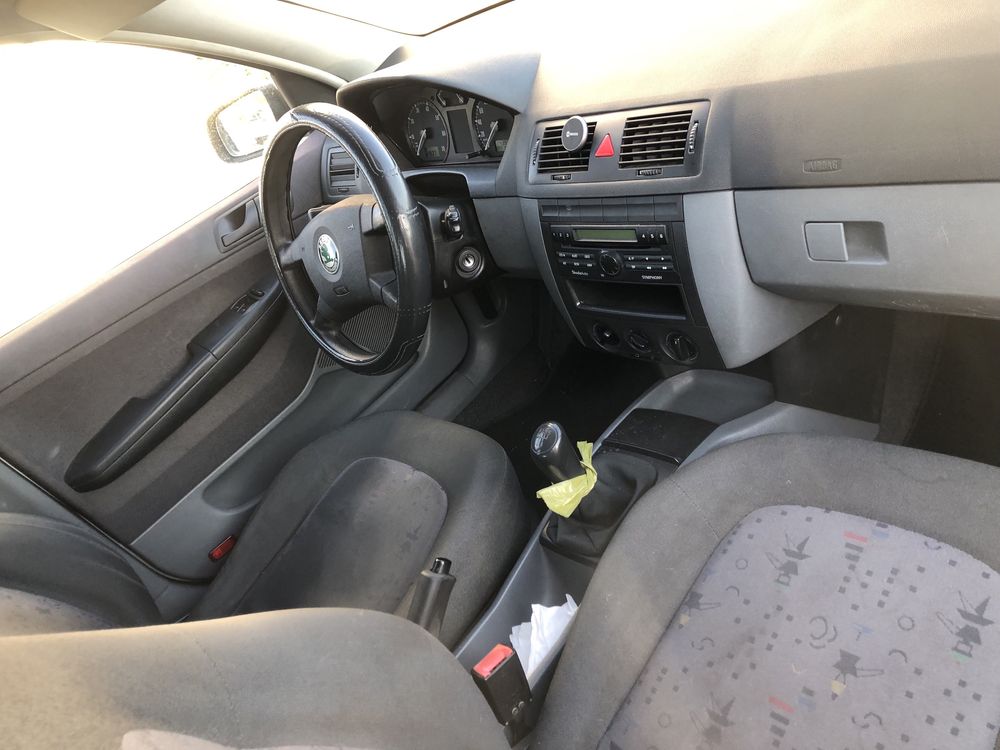 Skoda Fabia 1.2 Gasolina | Inspeção até 2026 | 3 Bobinas Novas