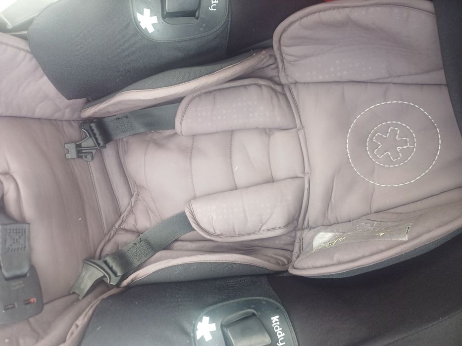 Zestaw Mutsy Evo + fotelik Kiddy izofix + gondola i spacerówka