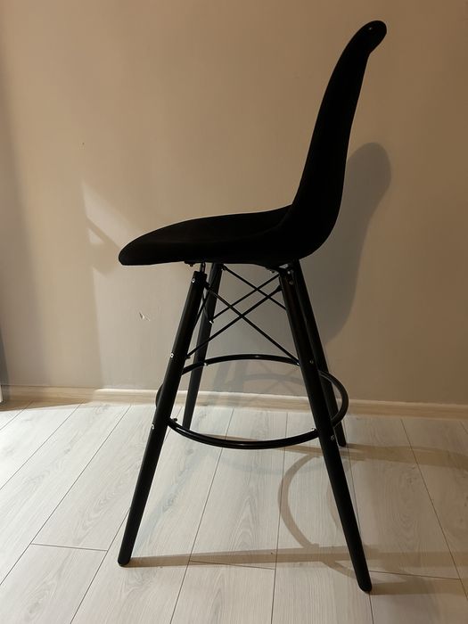 Hoker czarny welur loft