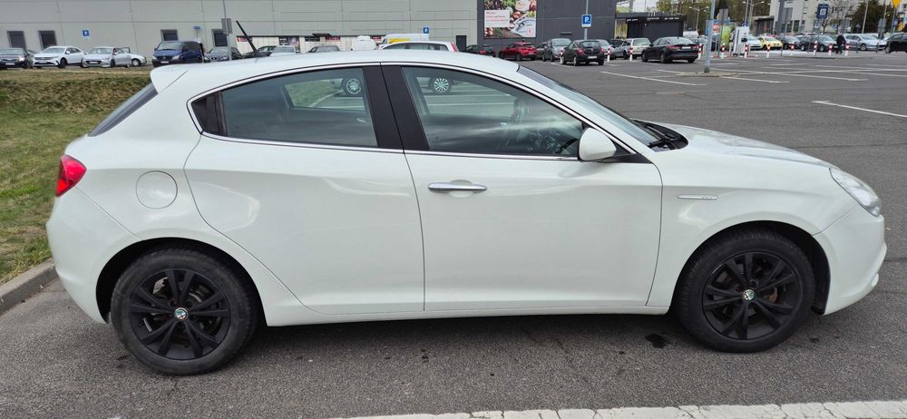 Alfa Romeo Giulietta 1.6JTD 2012 rok