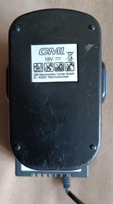 Wiertarko-wkrętarki CMI CCD10180T8 z 2 akumulatorami  18V i ładowarką