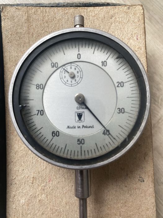 Miernik zegarowy bić, miernik zegarowy nierownosci.