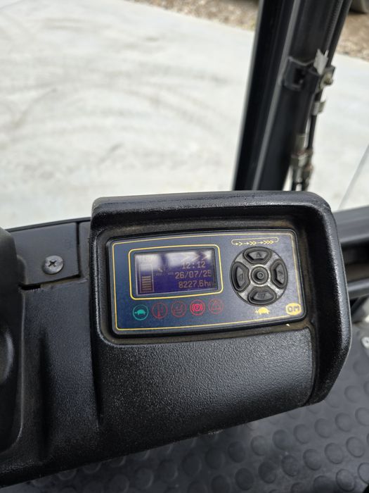 Wózek widłowy elektryczny triplex OM 48v 2011r widlak UDT