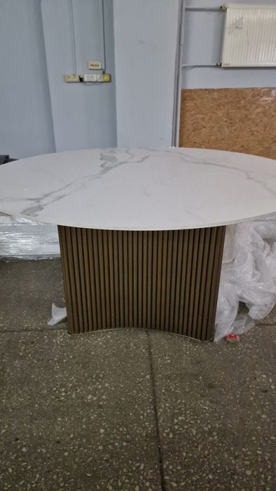 Stół do jadalni marmur zlote nogi glamour stół marmurowy 130 cm