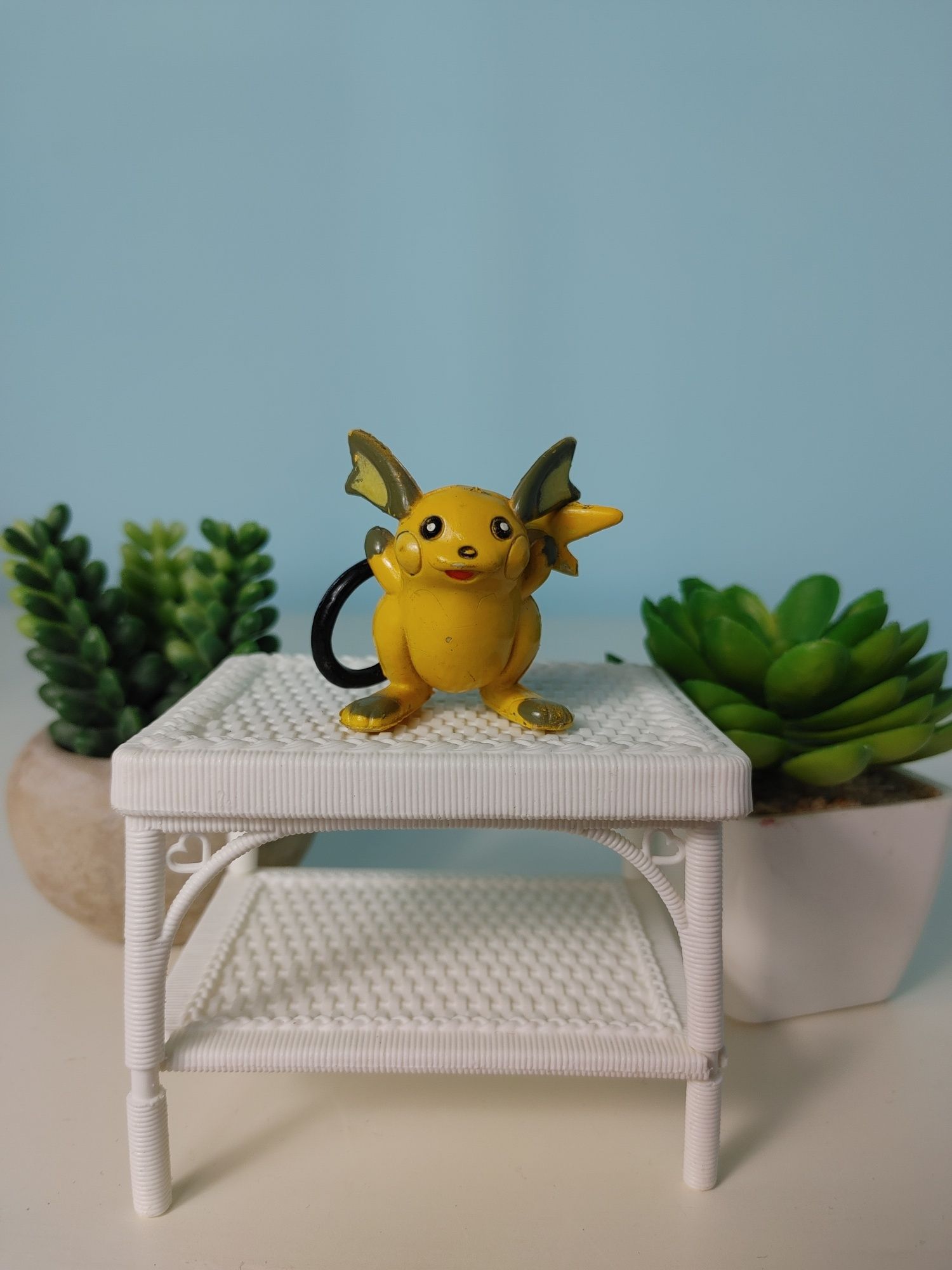 Raichu figurka pokemon ewolucja pikachu pokemony