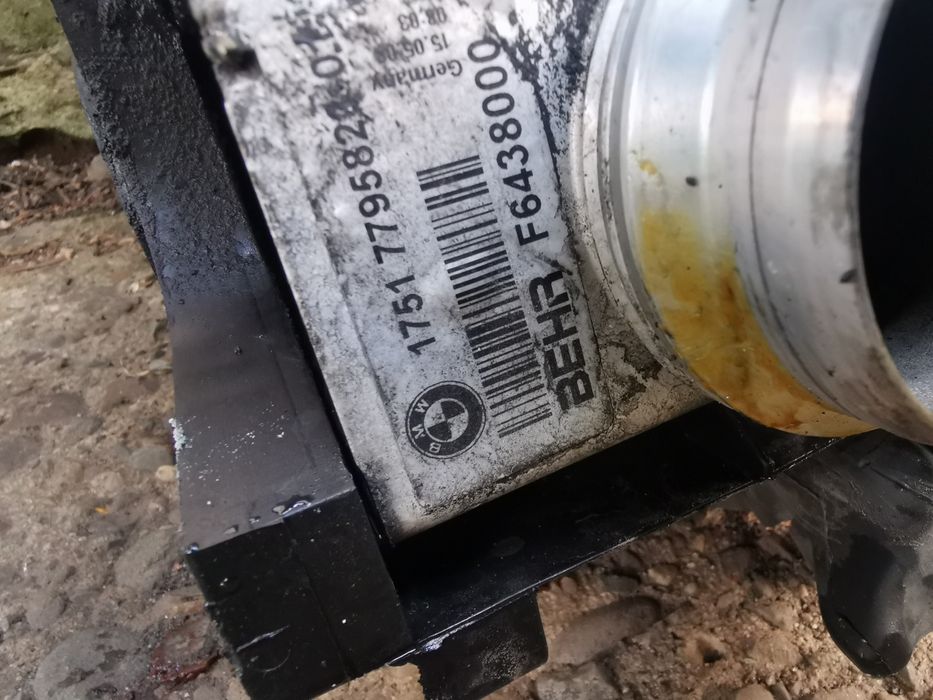 BMW e61 E61 lci 2.0d automat komplet chłodnic intercooler