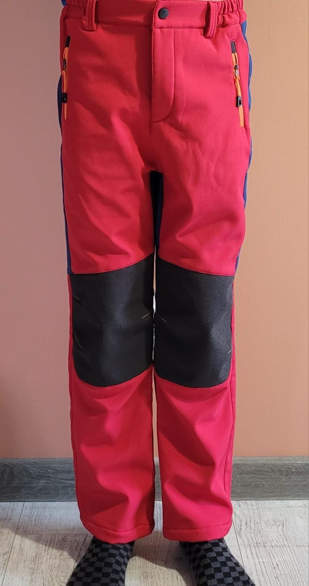 Czerwone spodnie softshell, r. 152/158