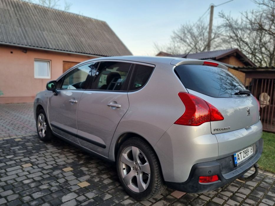 Пежо 3008. 2009р.в. 1.6 бензин
