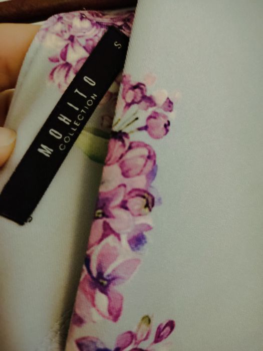 Sukienka damska kwiecista  letnia Mohito rozm. S