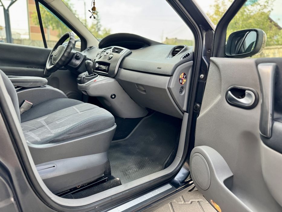 Продам renault scenic 2.0 avtomat