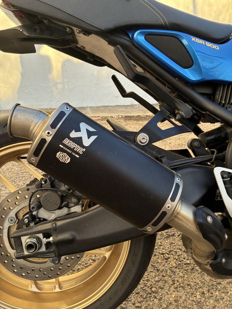 Vendo motociclo - Yamaha XSR900