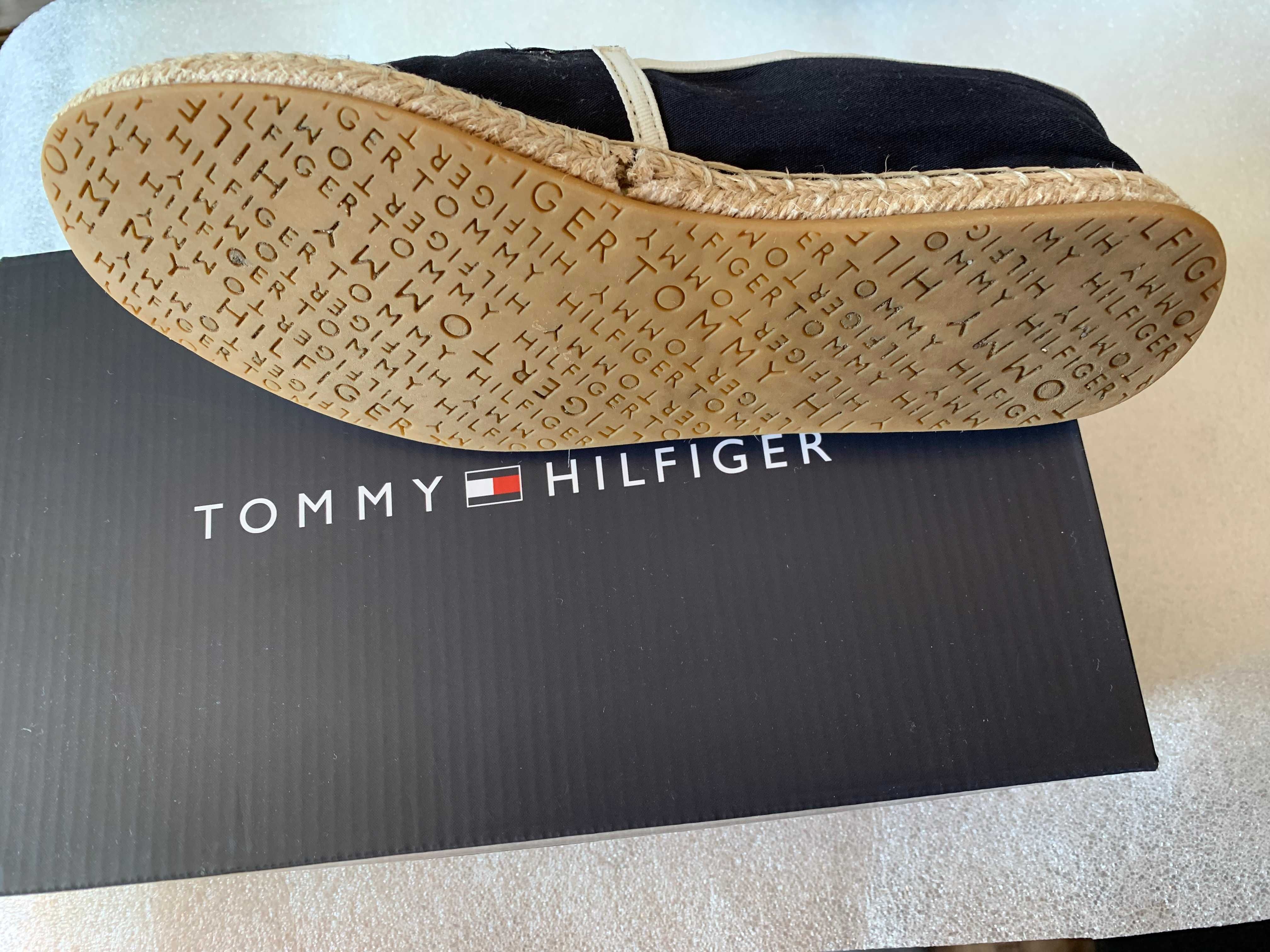 Продам мокасины Tjmmy Hilfiger.