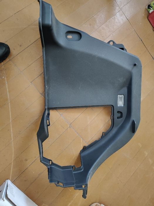 Boczek bagażnika chr ll 2.0 hybrid