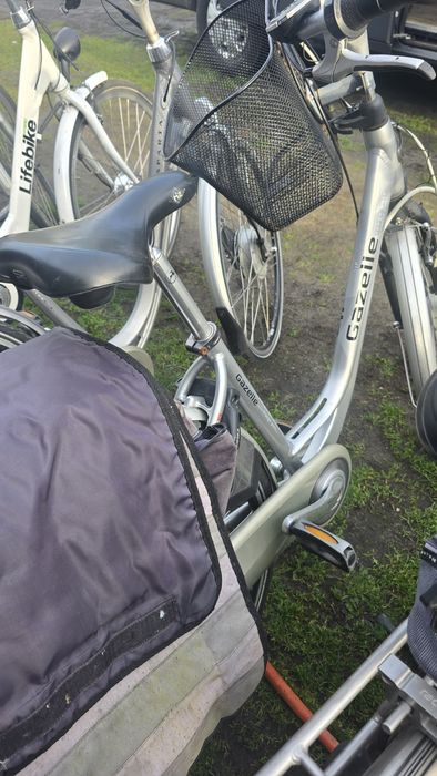 8 Rowerów elektrycznych