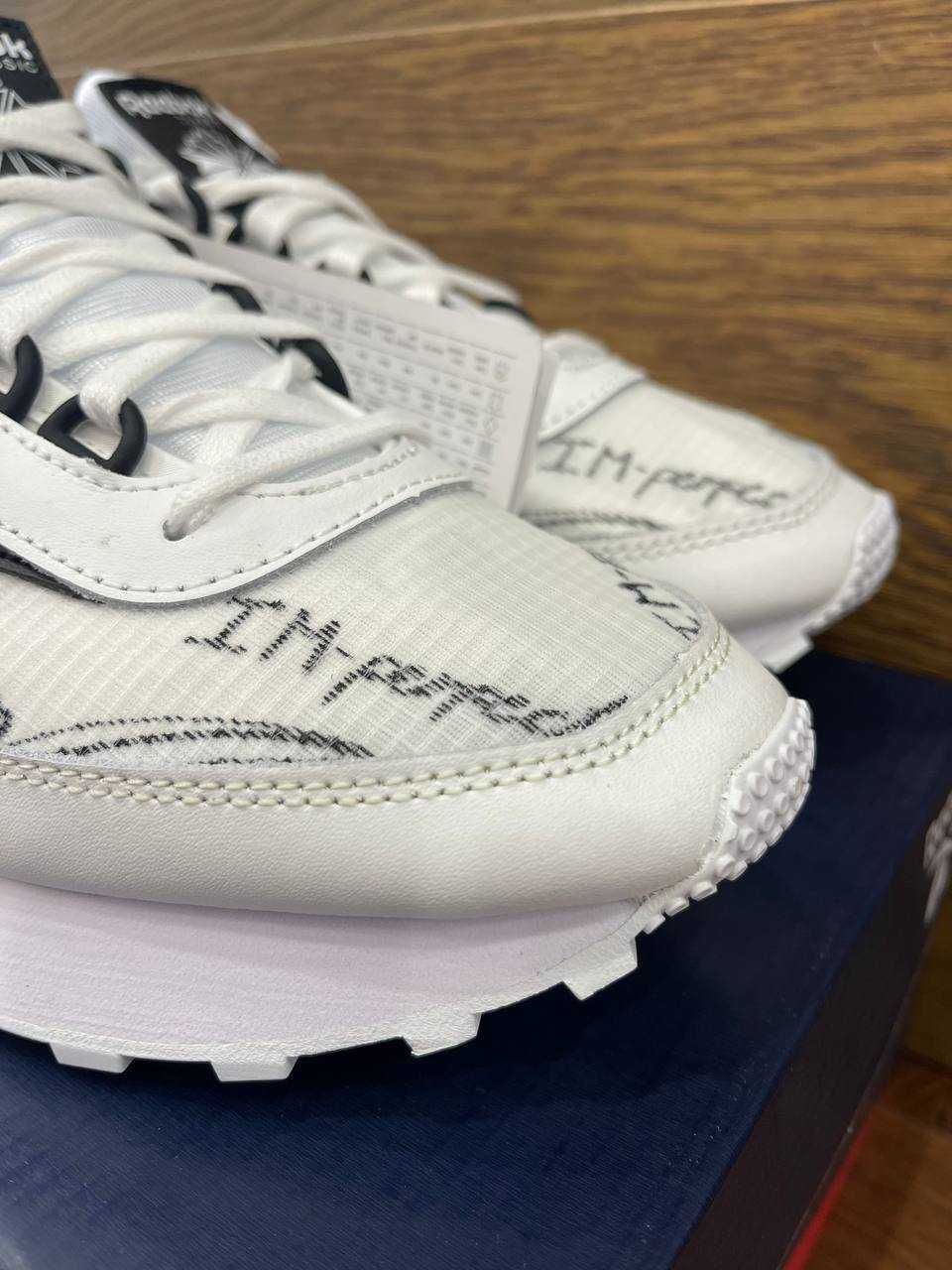 Reebok AZ Princess (37,5; 40)