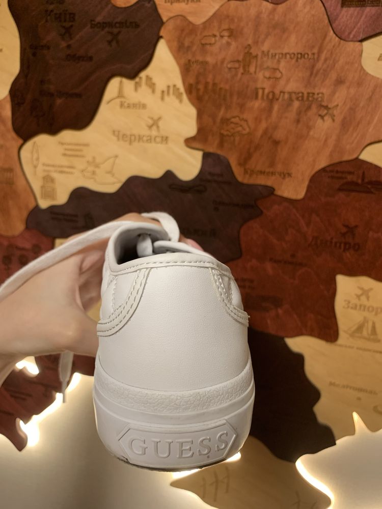 Кеди guess білі оригінал