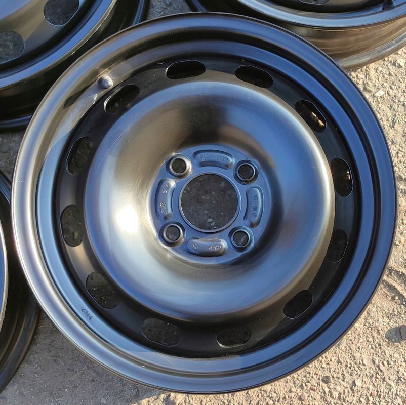 Felgi stal.15/4x108, et37,5, 6j Ford B-Max, Ecosport 660zł=4szt Orygin