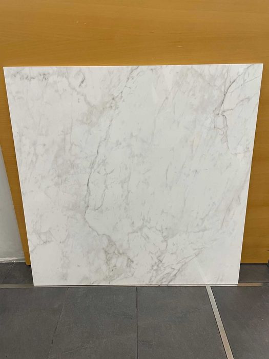 Hiszpański gres imitujący marmur - Pamesa 90x90 poler Cr.Zagreb White.