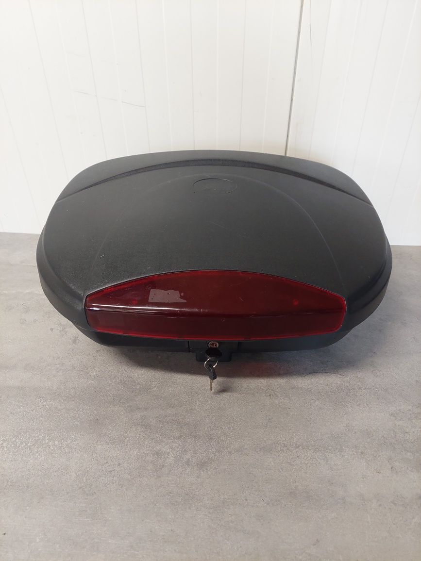 Kufer kufry centralny Yamaha honda suzuki kawasaki stelaż xmax 125 fjr