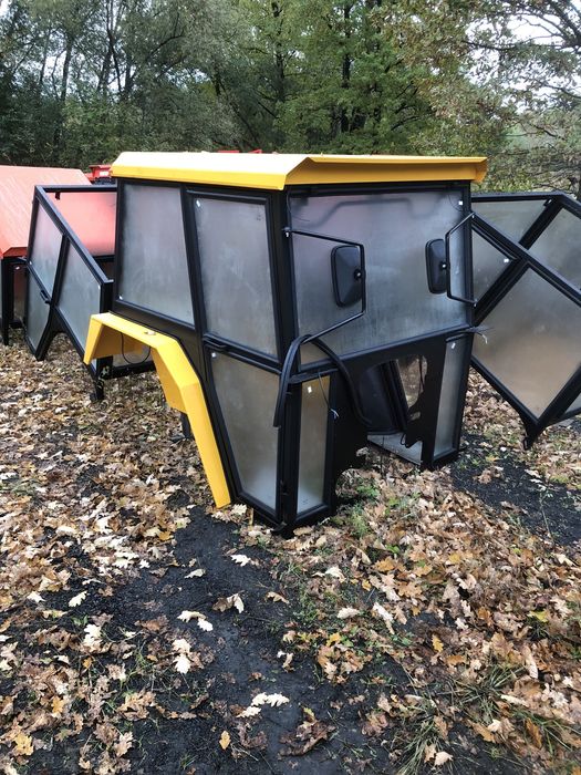 Kabina Ciągnikowa Nowa T25 rusek C360 C330