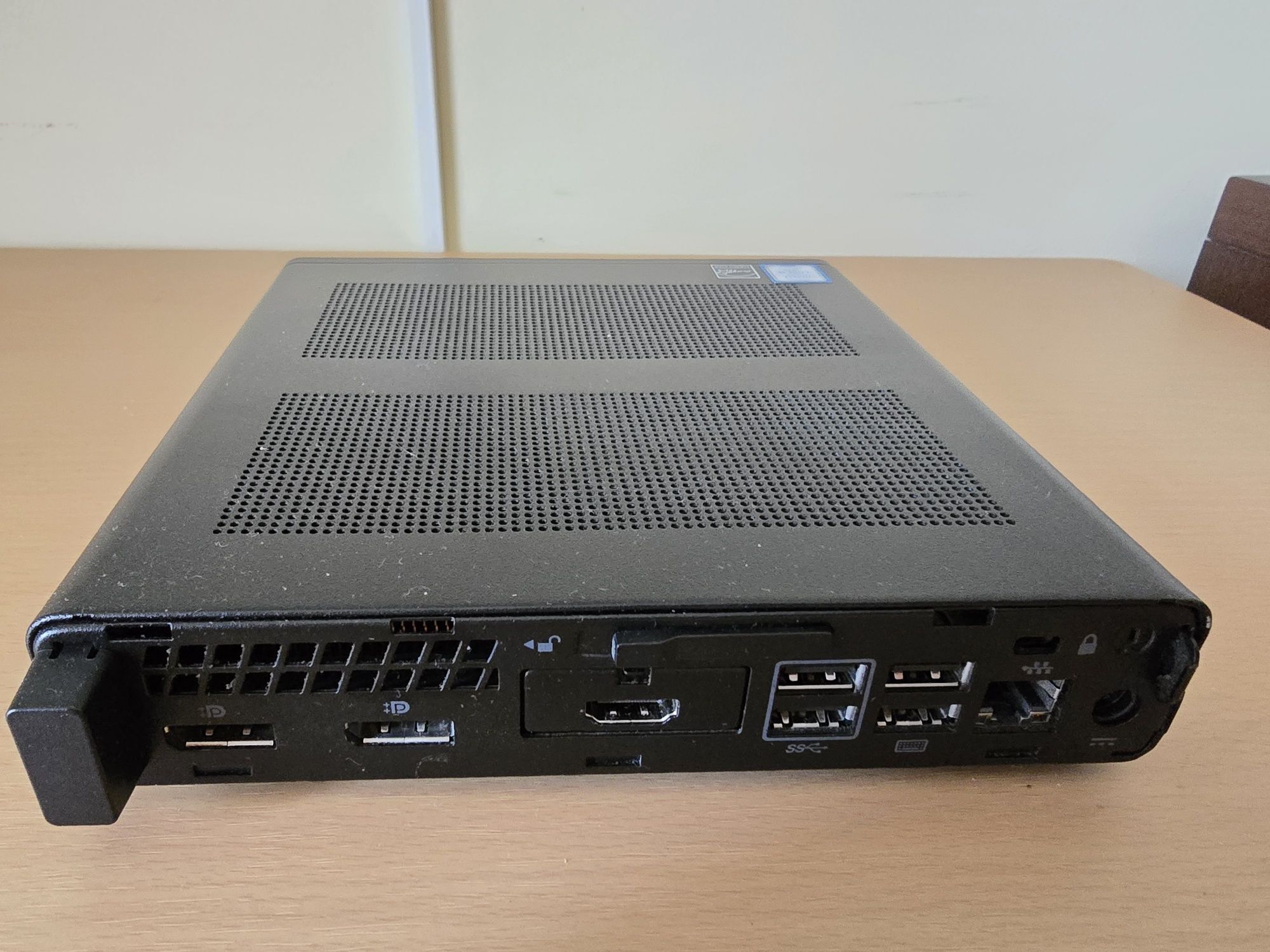 Computador HP desktop + Monitor E24T G4 24"