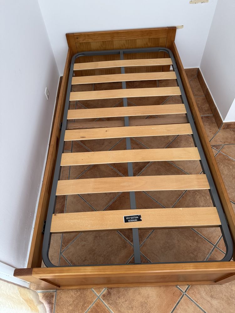 Cama de solteiro madeira macica