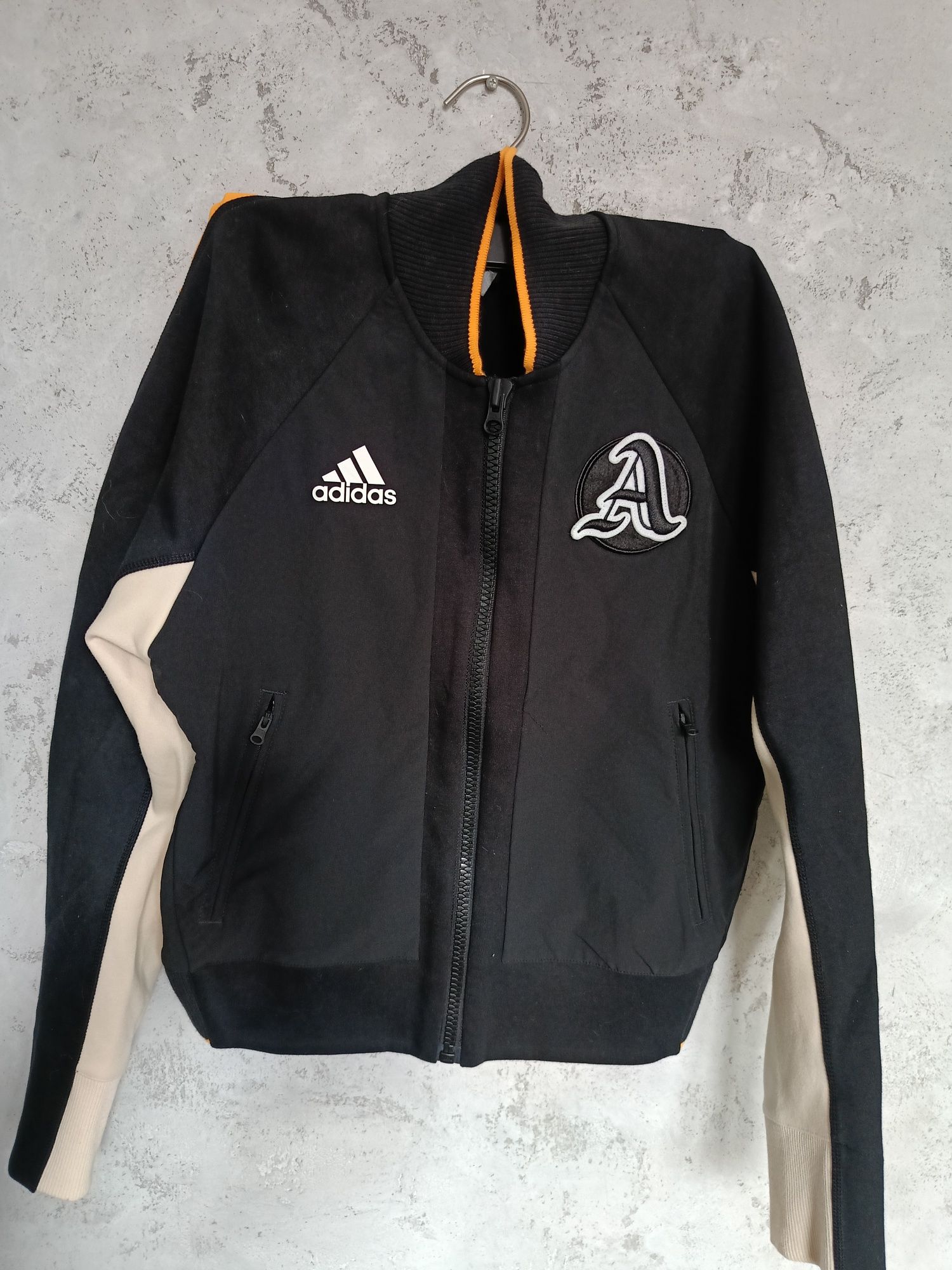 Bluza adidas S czarna 36/38