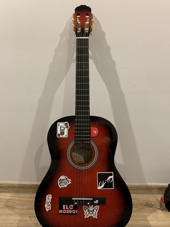 pilnie sprzedam gitarę klasyczną!