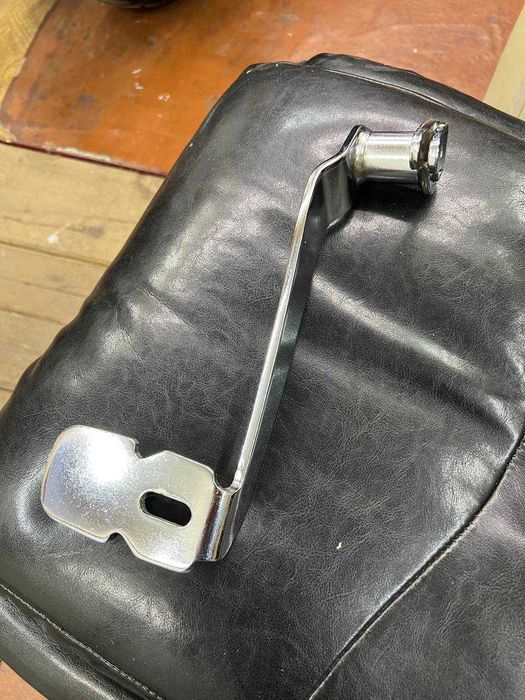 Важіль (ричаг) заднього гальма harley davidson