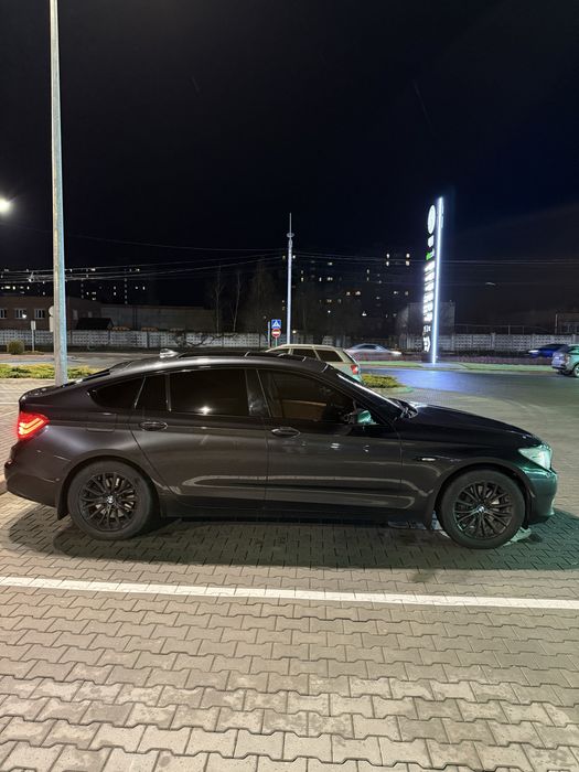 BMW 5 Series GT 2013