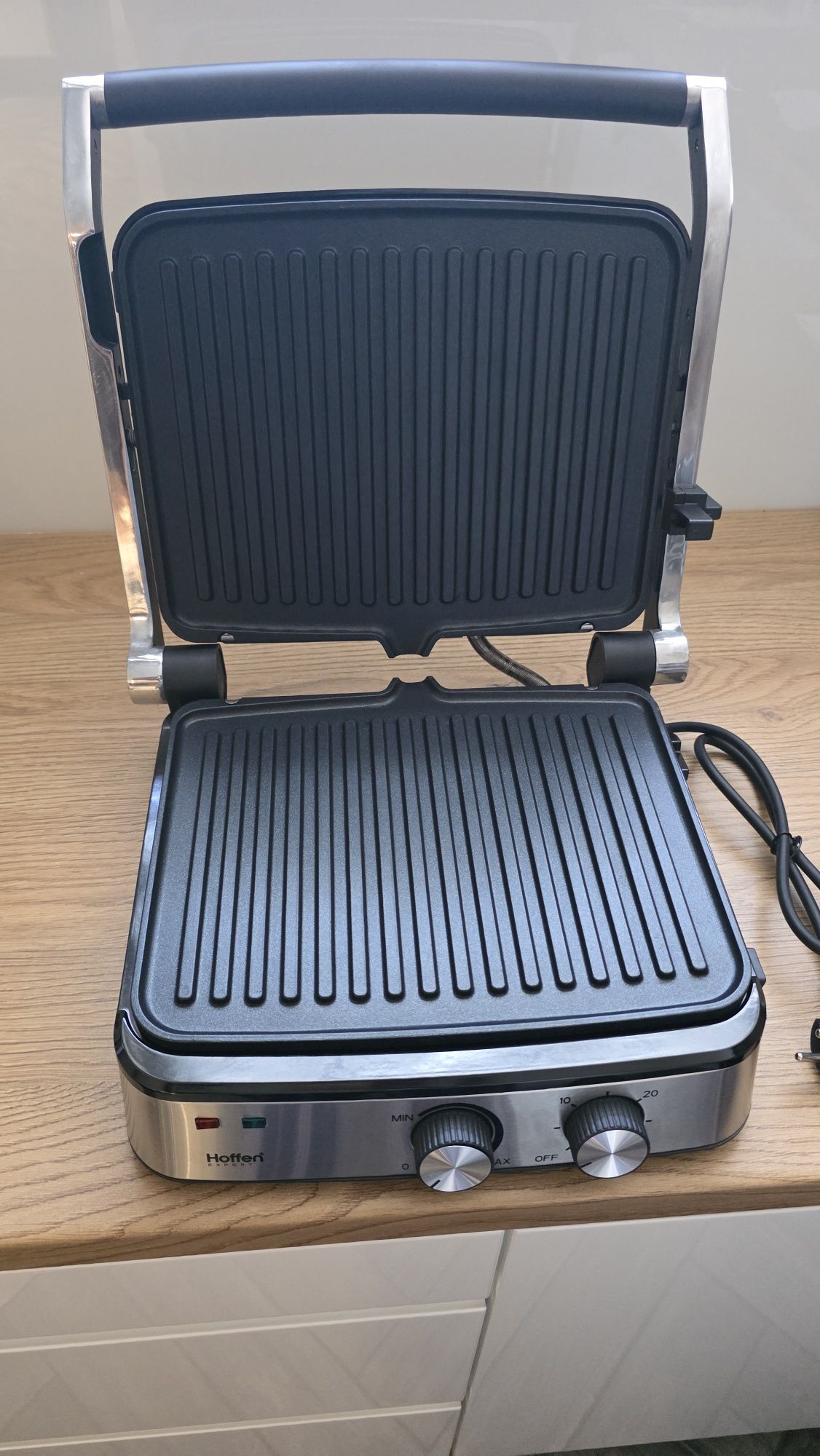 Grill i gofrownica z wymiennymi płytkami  2w1. Gwarancja.