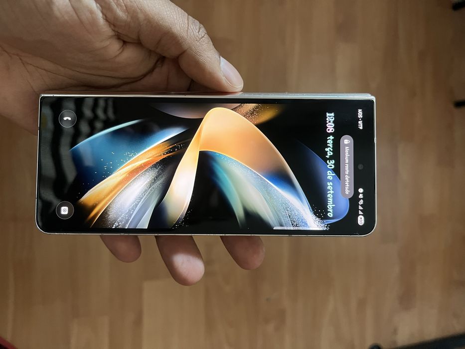 Samsung galaxy Z fold 4