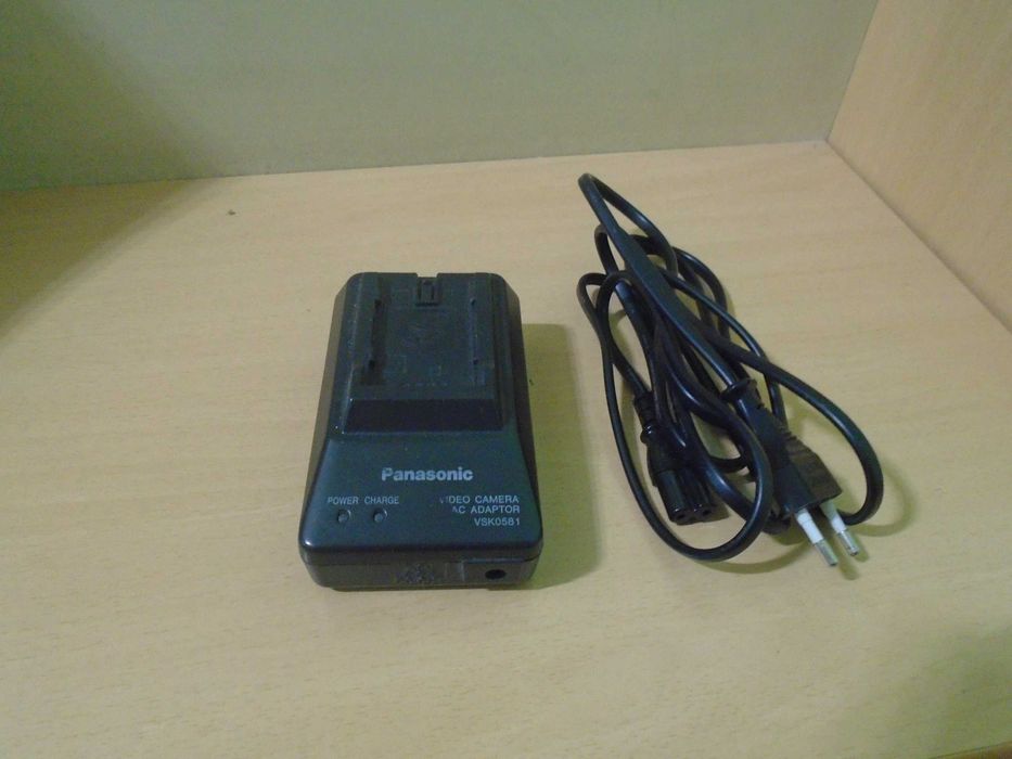 Пристрій для  зарядки акумуляторів до відеокамер