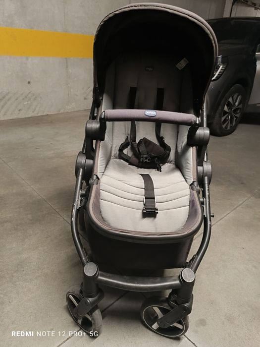 Cadeira de bebê com baby cock