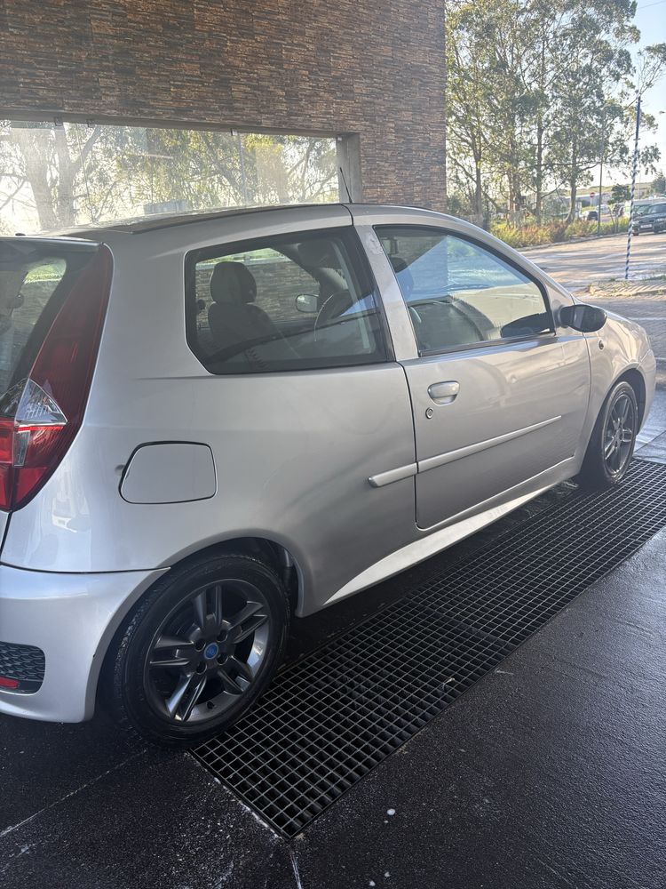 Fiat punto 2004