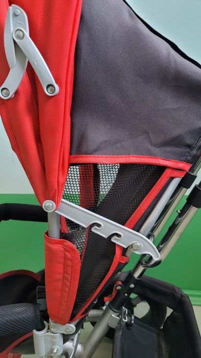 Трьохколісний велосипед-коляска Lamborghini