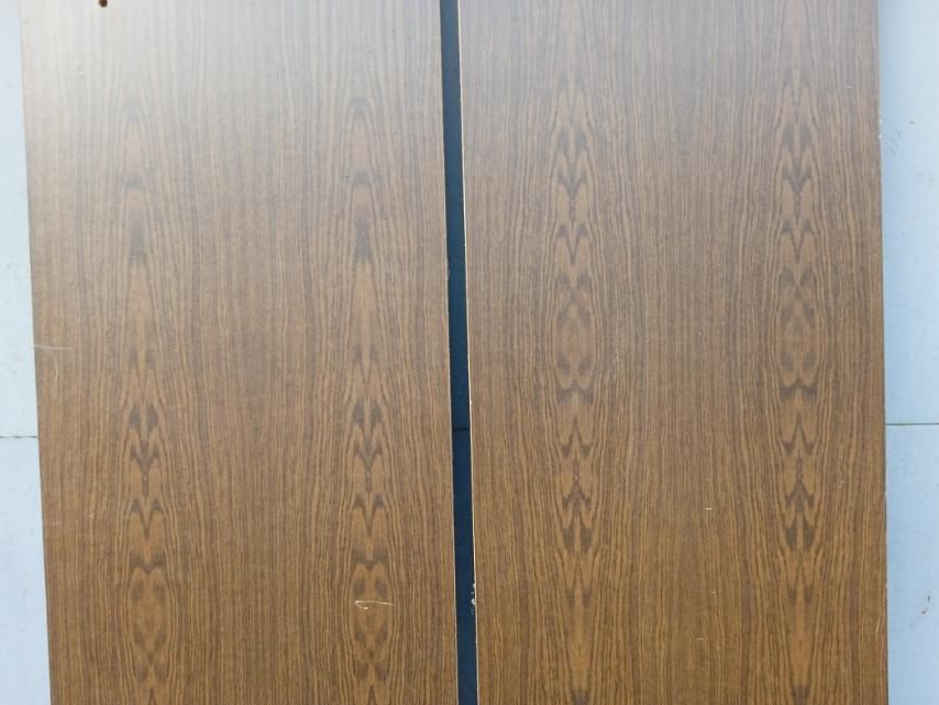 Ламіноване ДВП з двух сторін.