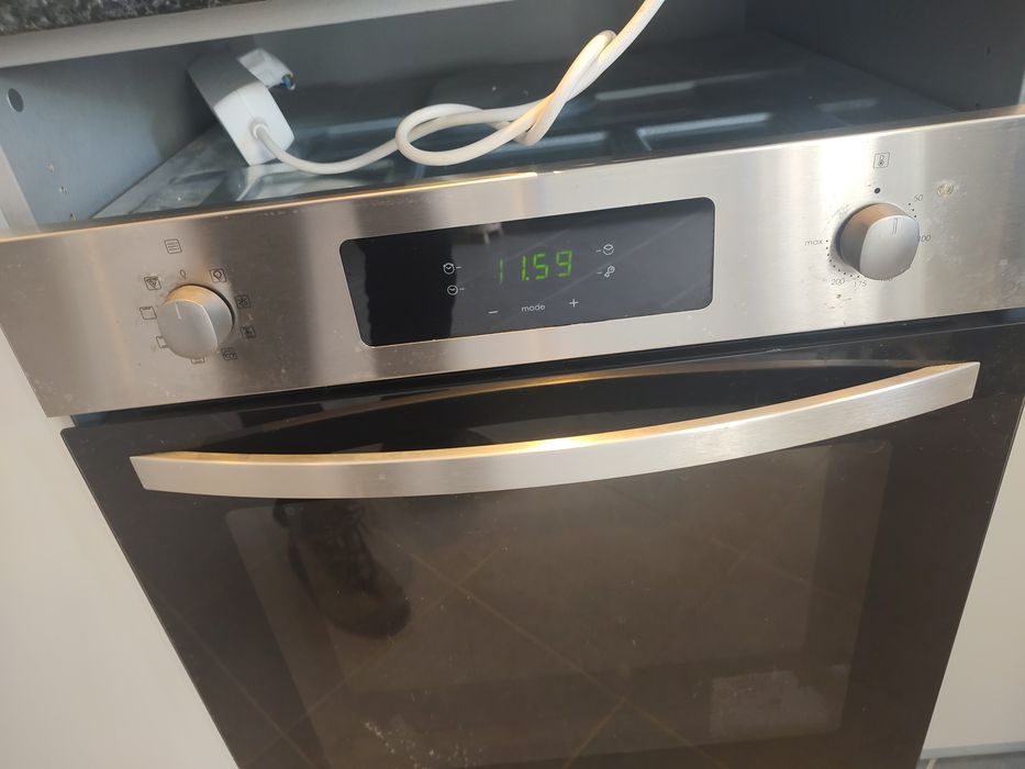 Forno Candy 70 litros com ventilador
