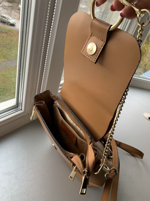 Сумка-рюкзак з натуральної шкіри, зроблено в Італії