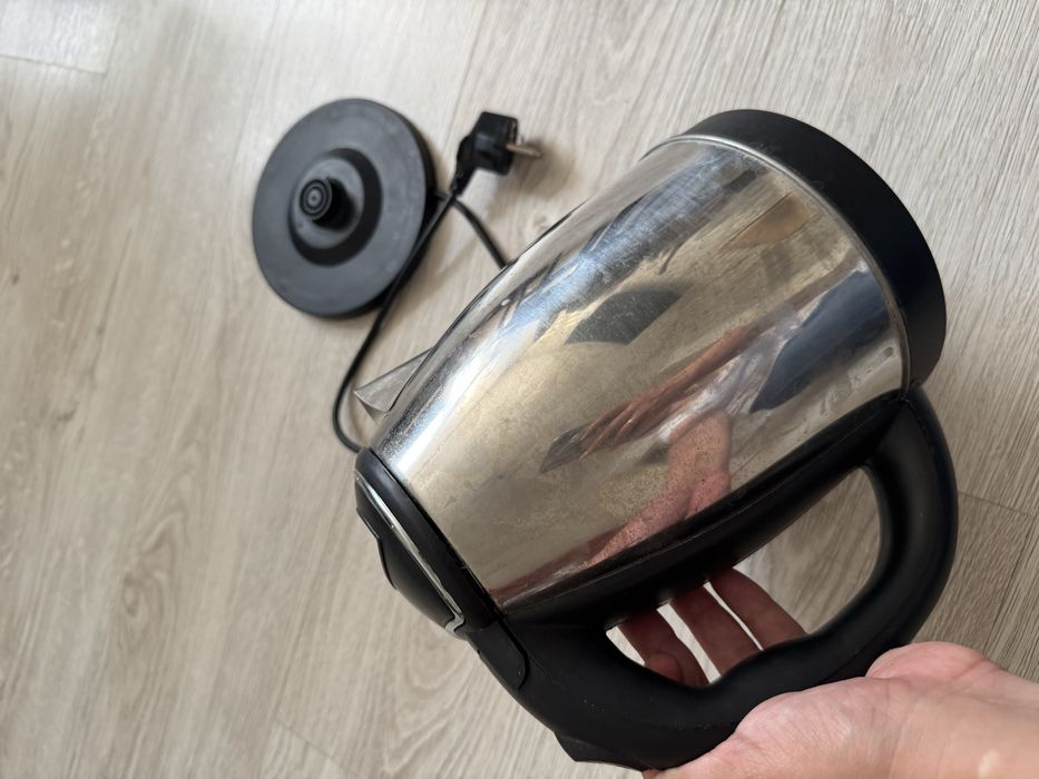 Електро чайник б/у