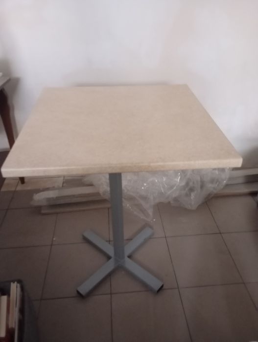 стол .60/60 столешница.