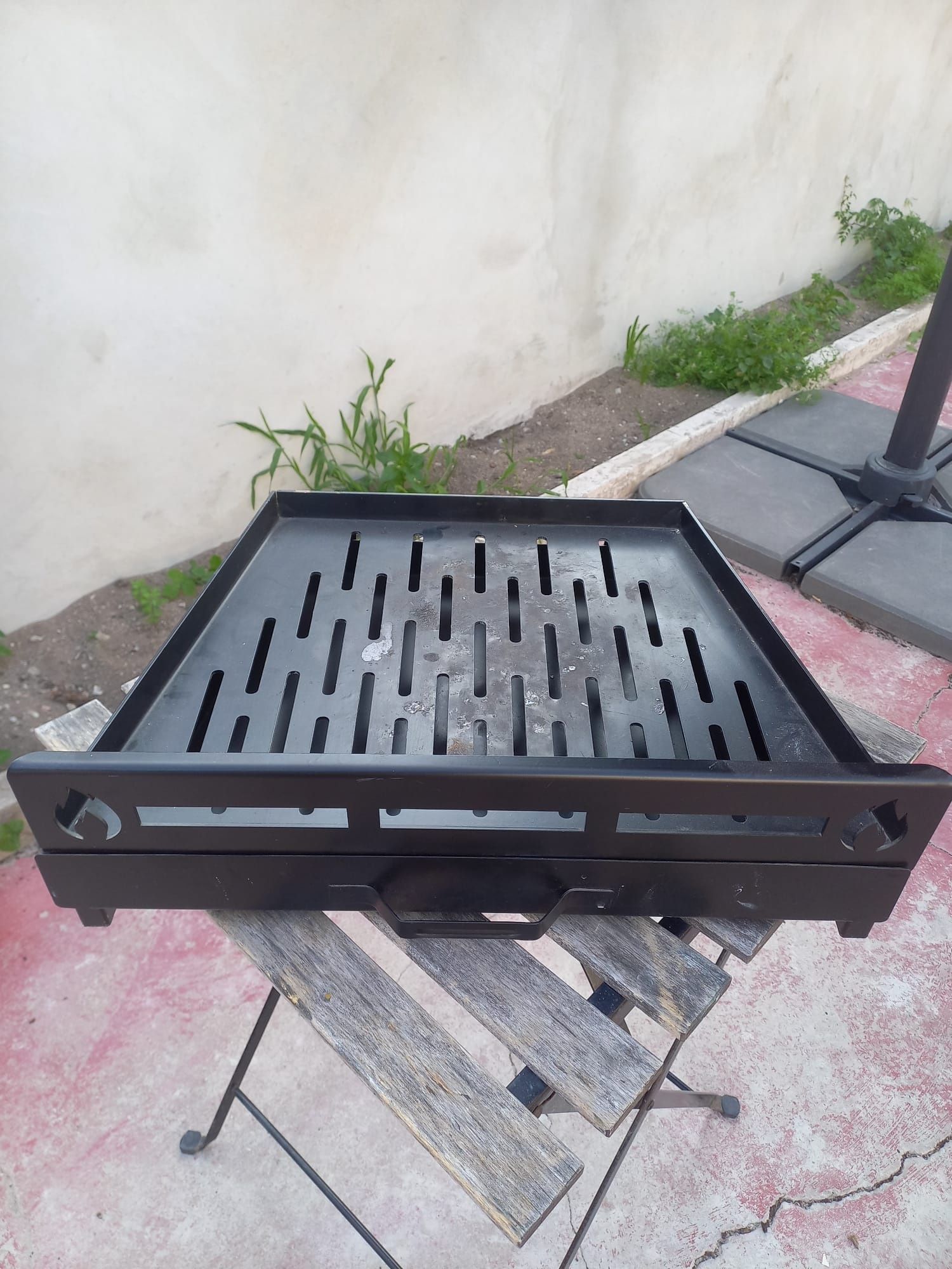 Frente de lareira + gaveta em ferro