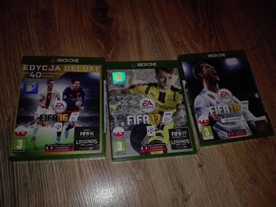 Xbox one fifa 16 17 18 sprzedam lub zamienie komplet