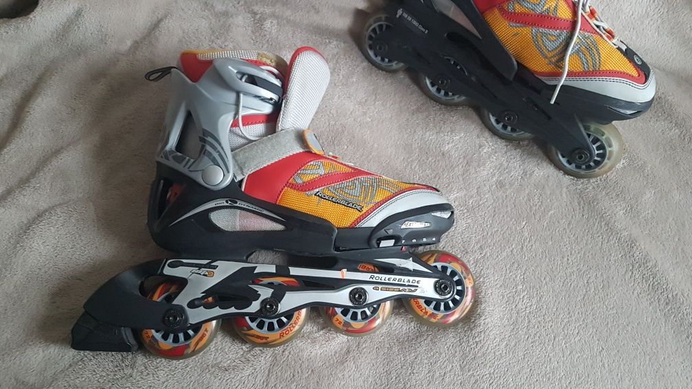 Regulowane rolki Rollerblade rozmiar 36-40