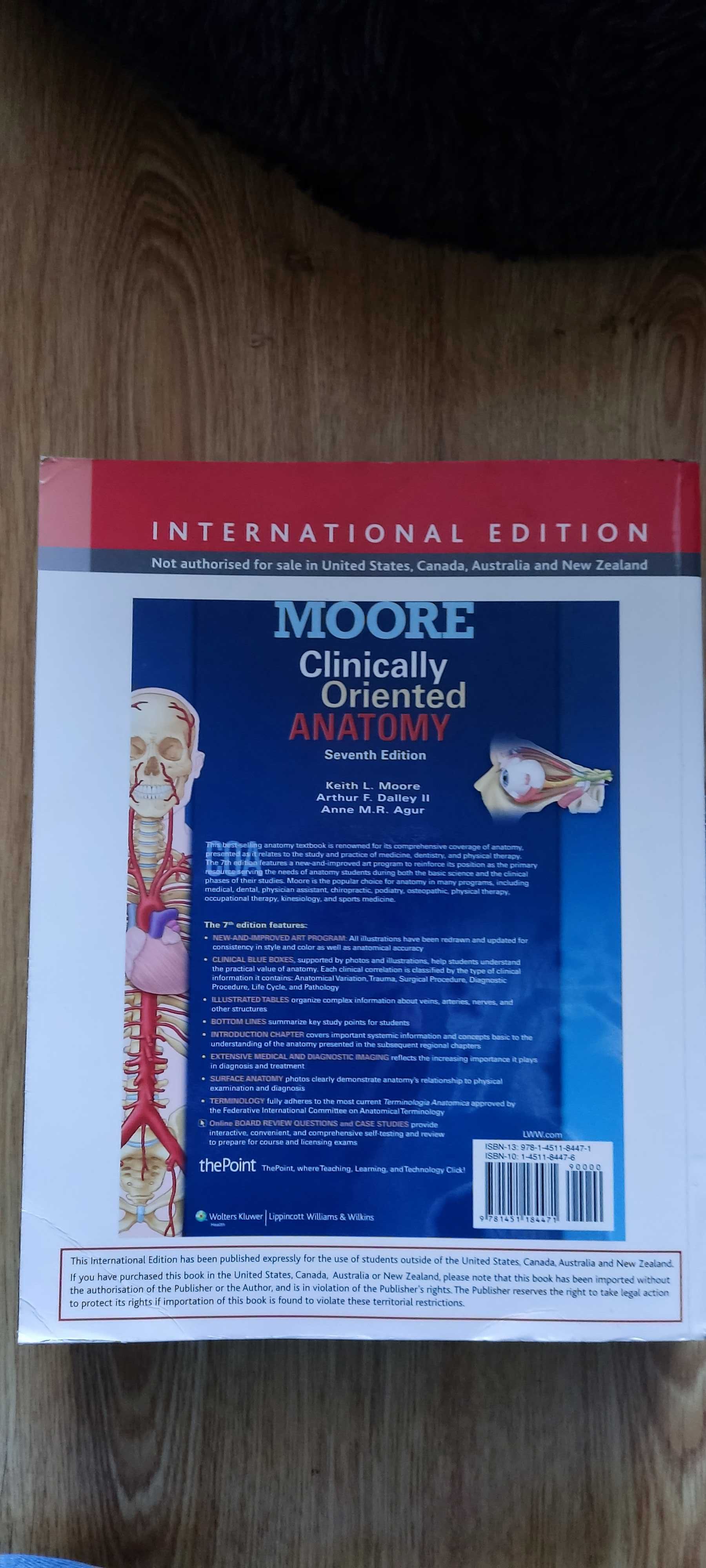 Moore's Clinically Oriented Anatomy (7th Edition)